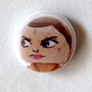 NEW COMIC CON 2009 MIGHTY MUGGS “EMPIRE MUGGS BACK" SLAVE PRINCESS LEIA BUTTON